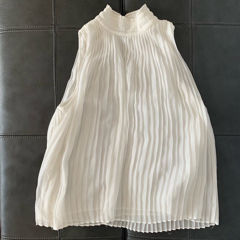 Zara Flowy Turtleneck Tank